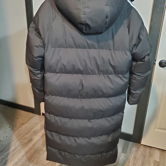 NEW Womens Heated Black Puffer Coat 100% Poly Fiber Fill With Battery Pack SZ S - Picture 7 of 14